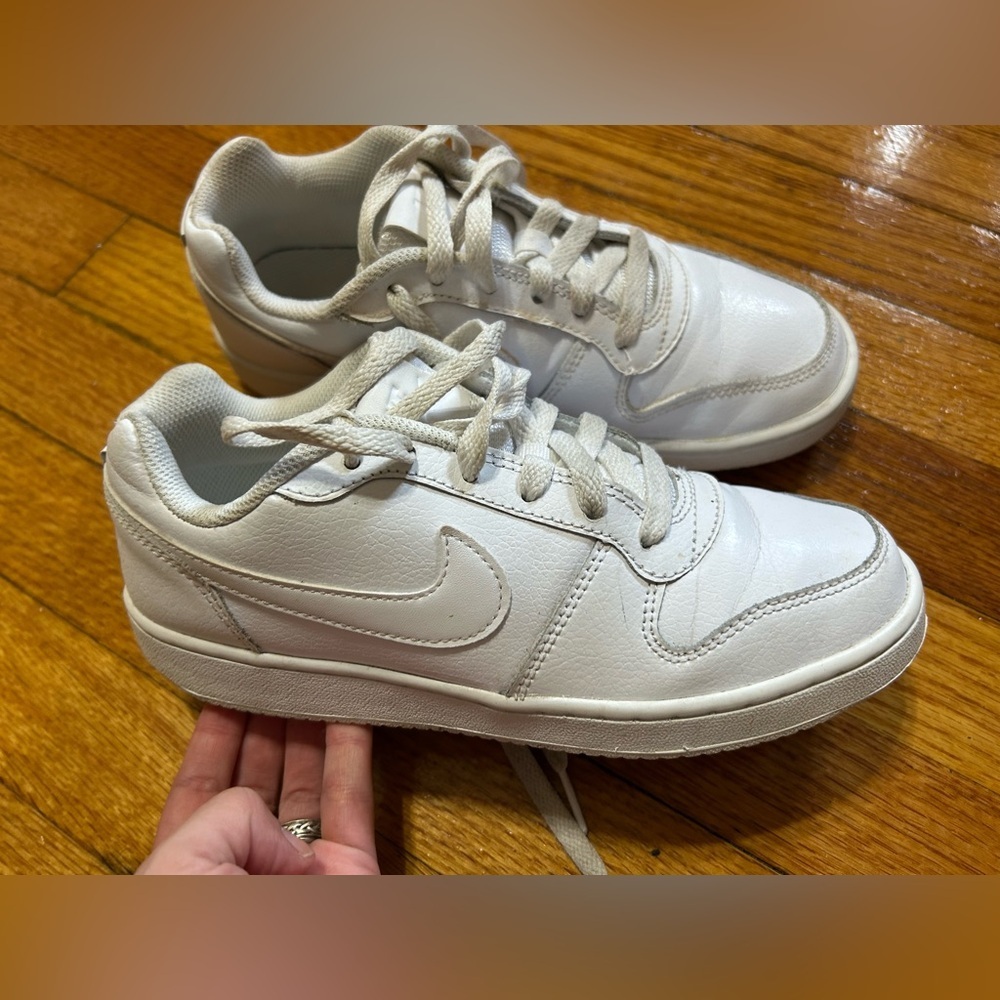 Nike Ebernon Low‎ Leather Shoes White Women’s Size 6.5 Pre-Owned